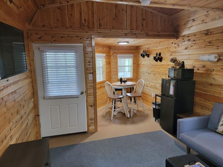 Upper Peninsula Cabin and Vacation Home Rental on Manistique River